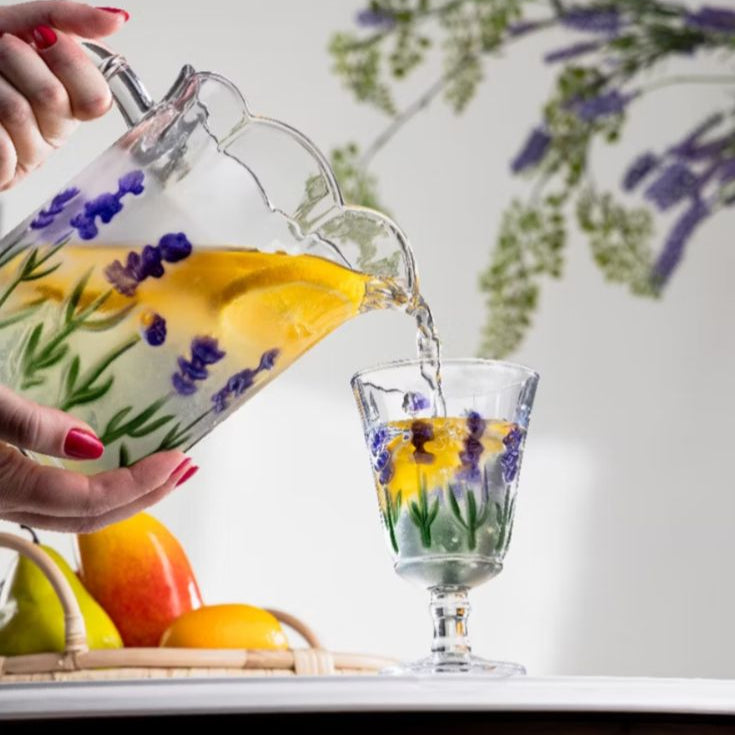 Conjunto com Jarra e 6 Taças  Lavanda/Coqueiro em Cristal – Pintura Manual | Mesa Posta com Sofisticação