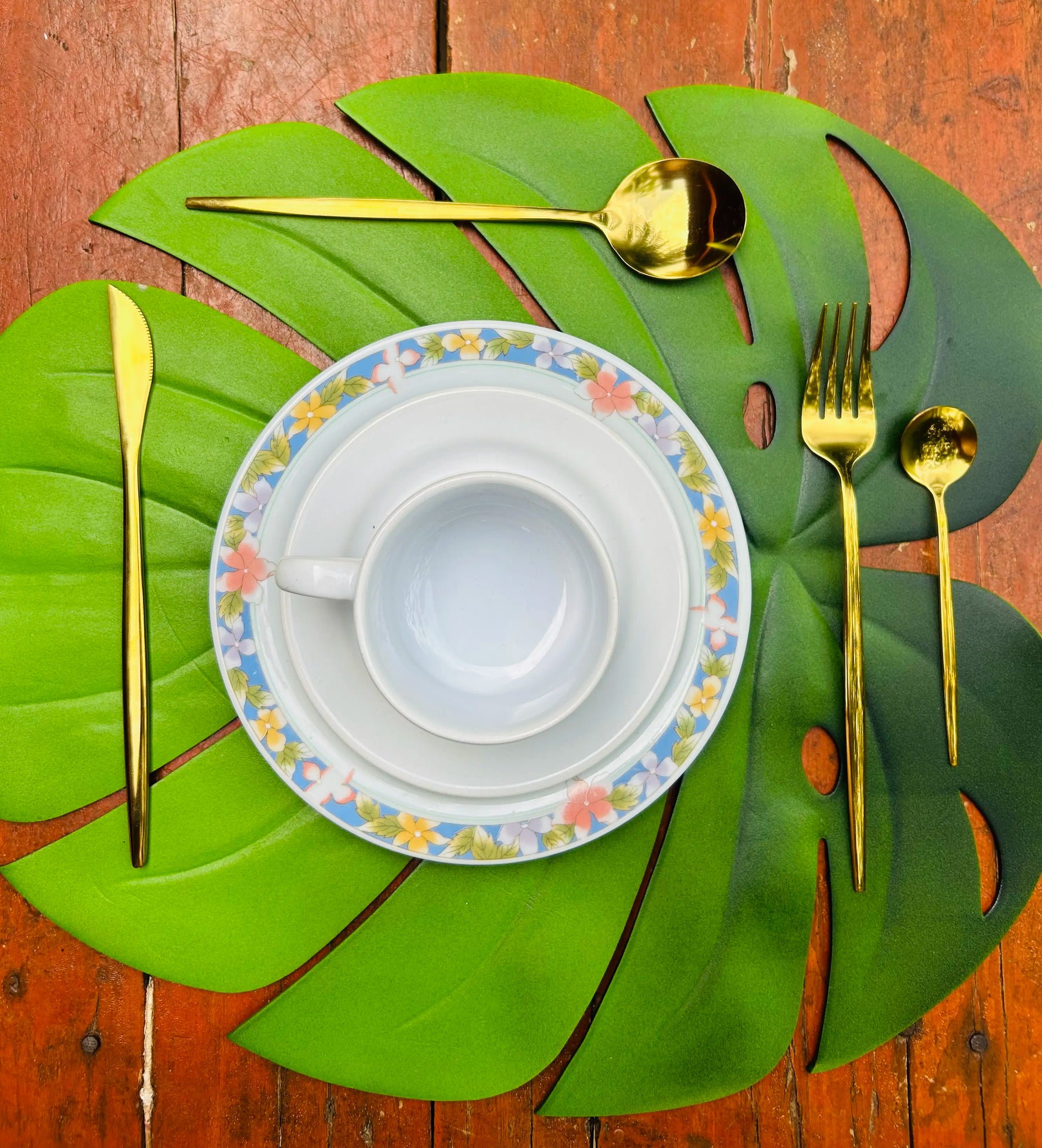 Conjunto de  24 Talheres Dourados Gold Glamour Em Aço Inox -Compre 1 Leve 2