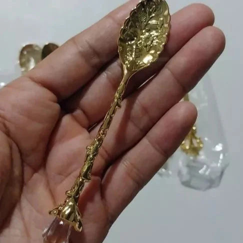 Conjunto 6 Colheres Vintage para Café e Sobremesa – Liga de Zinco Esculpida