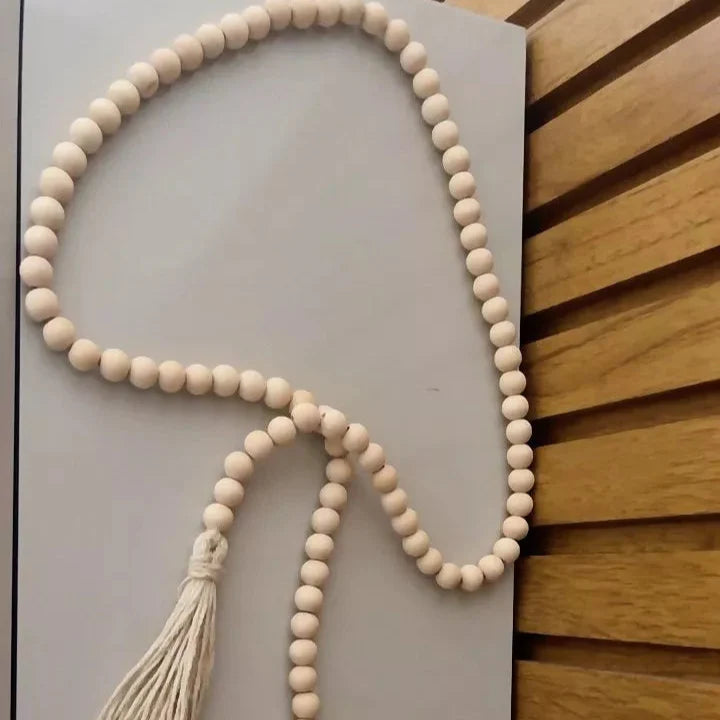 Colar de Mesa Decorativo com Contas de Madeira Natural – Estilo Boho Chic